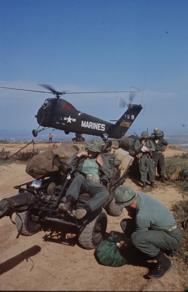 Da Nang Air Base, South Vietnam Larry Burrows — Google Arts & Culture