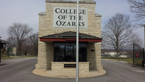 Gates of Opportunity - College of the Ozarks