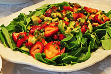 Arugula Salad with Avocado and Strawberries