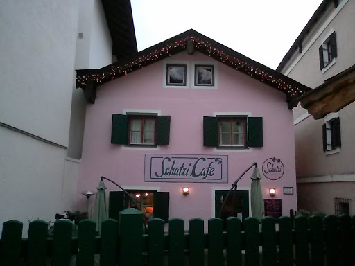 Schatzi Cafe