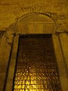 Puerta Lateral De La Mezquita 