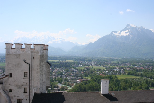 [Salzburg30945.jpg]