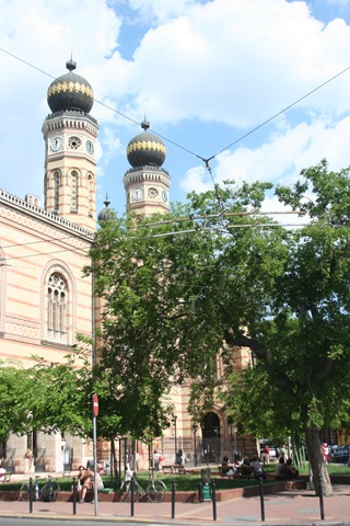 [Budapest 136[5].jpg]