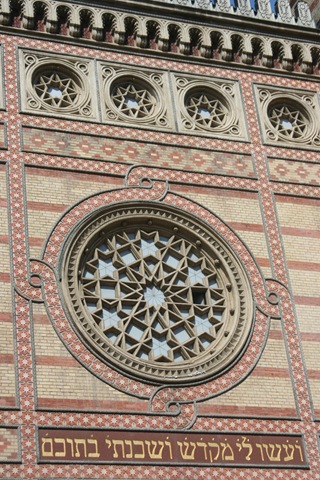 [Budapest 161[4].jpg]