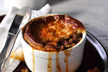 Beef and Mushroom Pie (3 in 1)