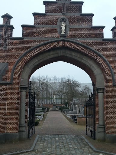 Cemetery Gates Itegem