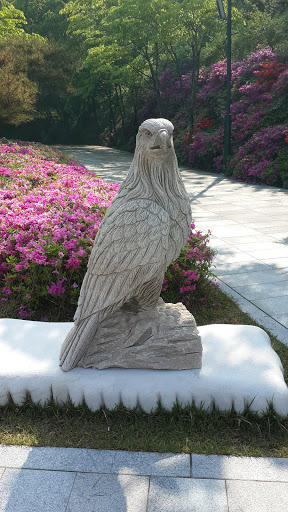 Eagle Stone Statue