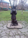 Памятник Косарю С Собакой
