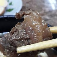 穆記牛肉麵