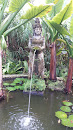 Princess Statue Taman Bunga