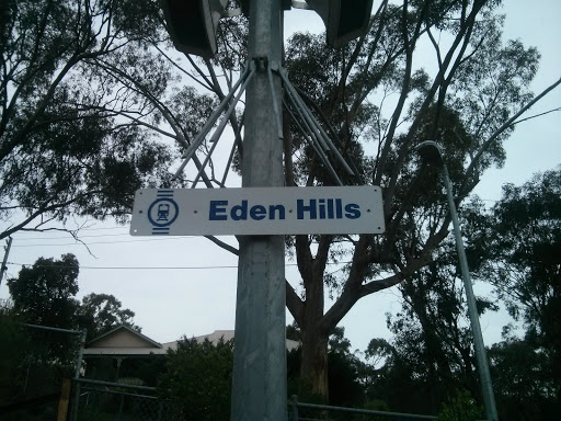 Eden Hills Railway station