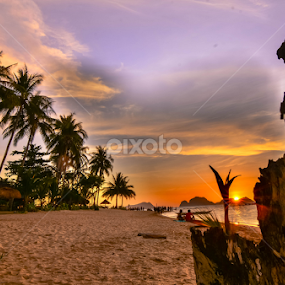 Sunset @ El Nido Palawan by Joey Tomas - Landscapes Beaches