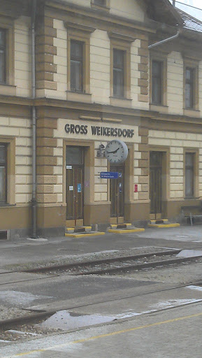 Gross Weikersdorf Bahnhof