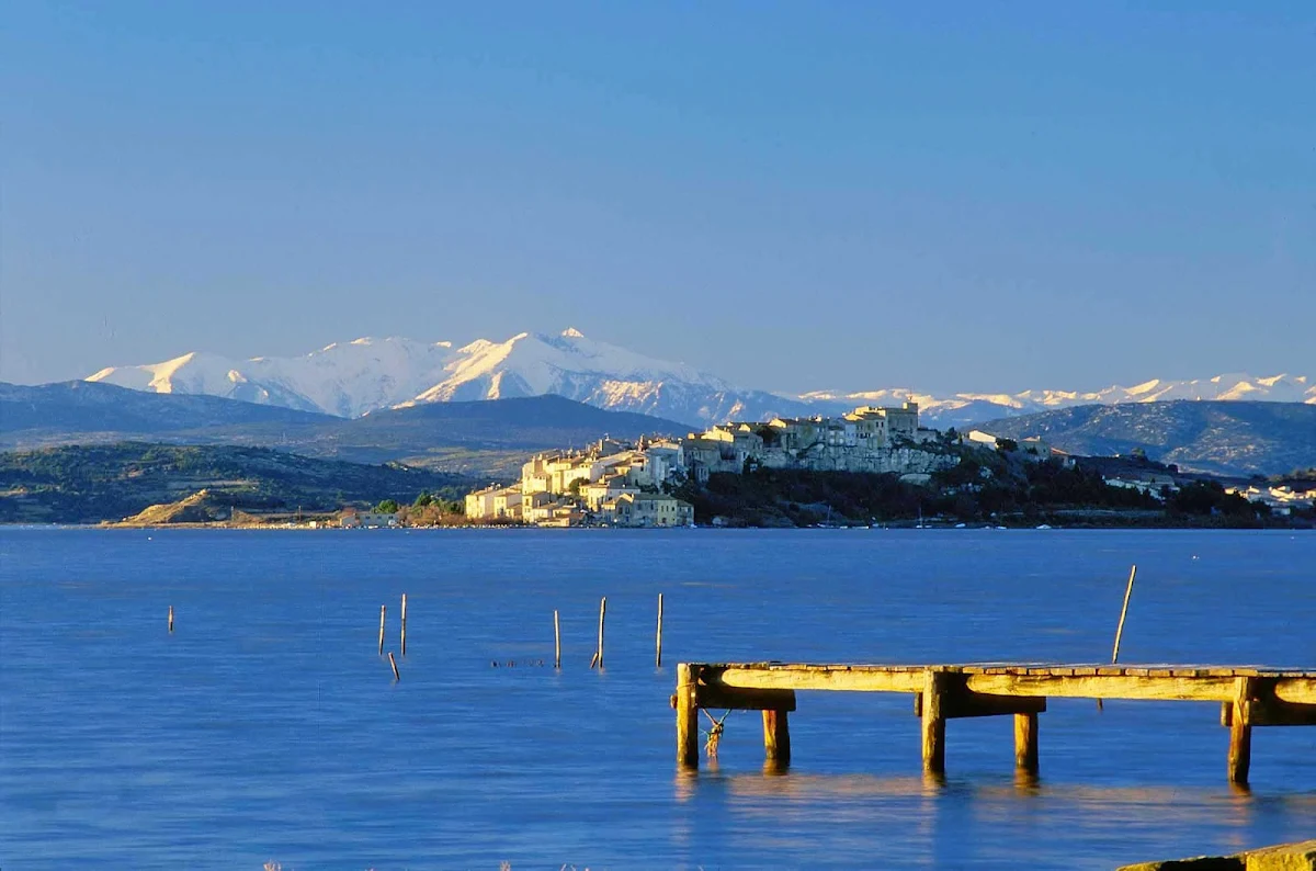Bages-mountains-France - Bages et le Canigou enneigé is, a mountain in the Pyrenees in Southern France.