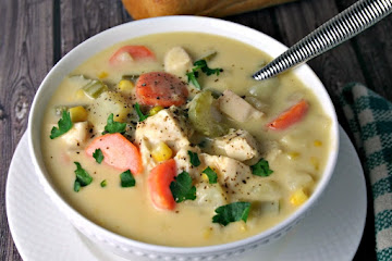 Cheesy Chicken Vegetable Chowder