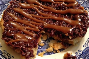 Salted Caramel Chocolate Mini Tarts