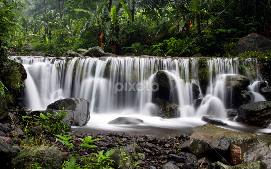 by Abdul Rahman - Nature Up Close Water