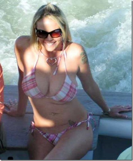 Bikini Teacher in Florida Tiffany Shepherd picture