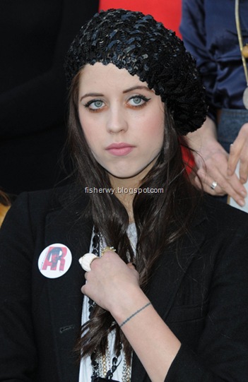 Picture of Peaches Geldof attending Vivienne Westwood Present Manifesto in London May 2, 2008.jpg