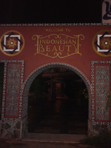 Indonesian Beauty Gate 