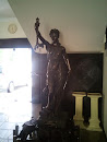 Patung Dewi Keadilan