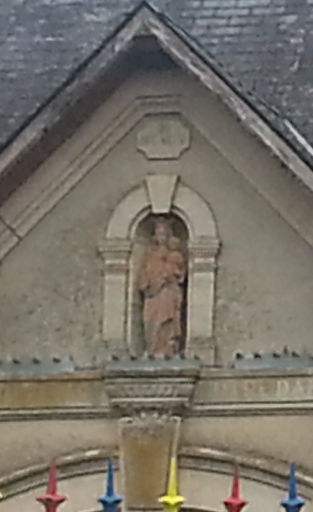 Marolles : Statue Notre Dame