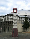 秋田市立体育館　時計塔