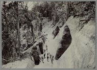 Aanleg van de weg langs de helling bij de Woih ni Tanggo Besi