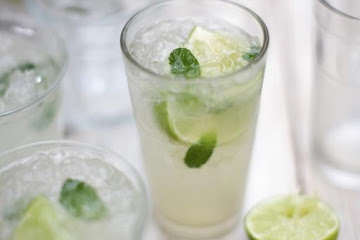 Classic caipirinha