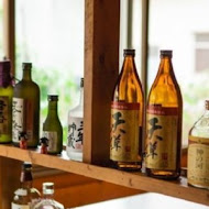 大黑松小倆口 - 埔里元首館