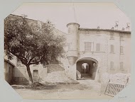Gezicht op de Porte Saint-Paul te Hyères-les-Palmiers