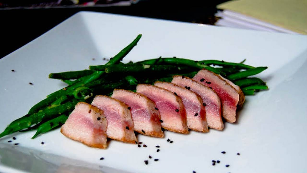Grilled Tuna And Watercress Salad With Asian Flavors Recipe Epicurious Com