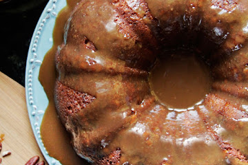 Toffee Brown Sugar Caramel Pound Cake