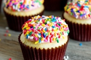 White Cream Cupcakes