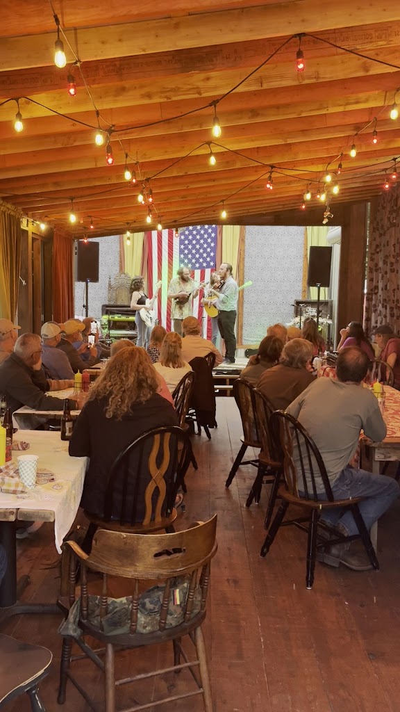  Humble Moon Folkstead and Saloon