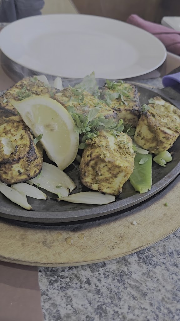  Saffron Grill House - Authentic Indian and Pakistani Restaurant