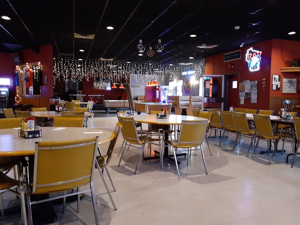  Red Room Bar & Restaurant