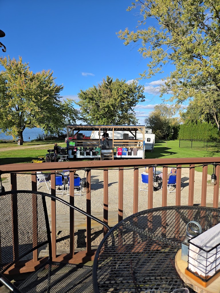  Zig’s Lakeside Pub and Grill
