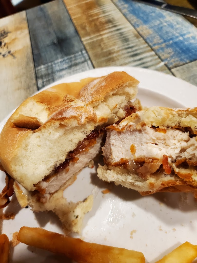  Local Folks Restaurant & Pub