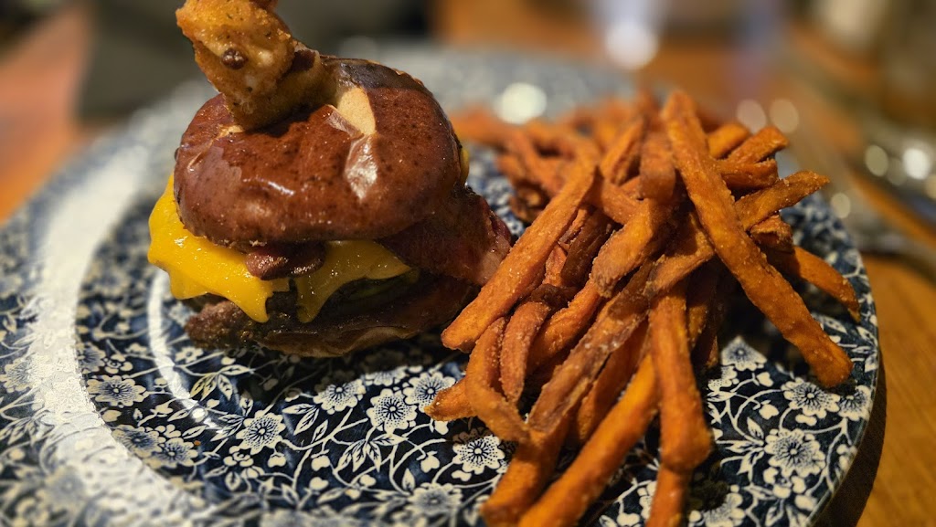  Café Hollander Mequon