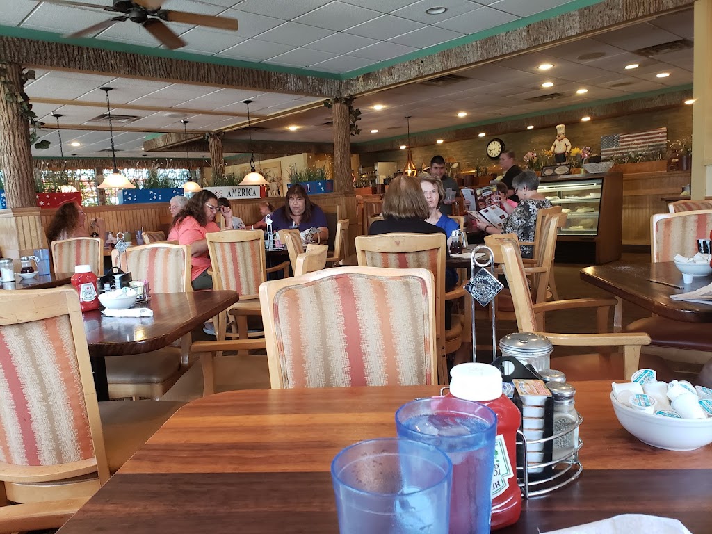  La Crosse Family Restaurant