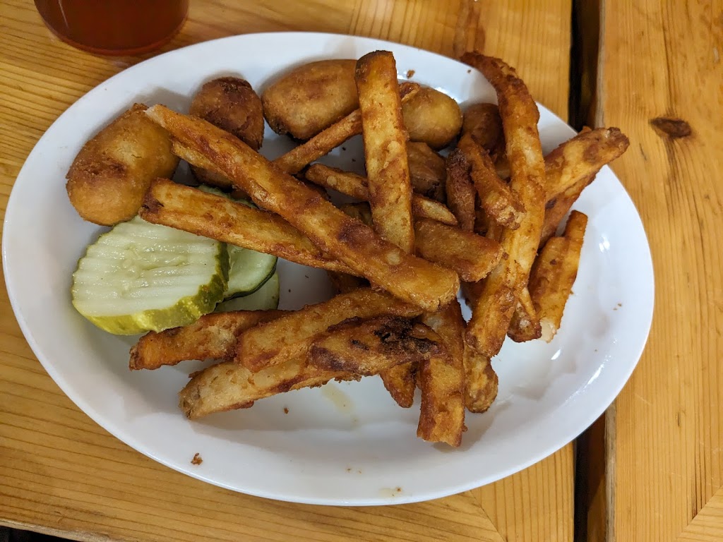  Riverstreet Family Restaurant