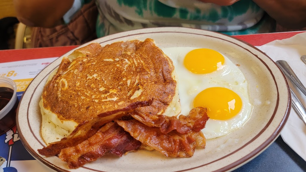  George Webb Restaurant