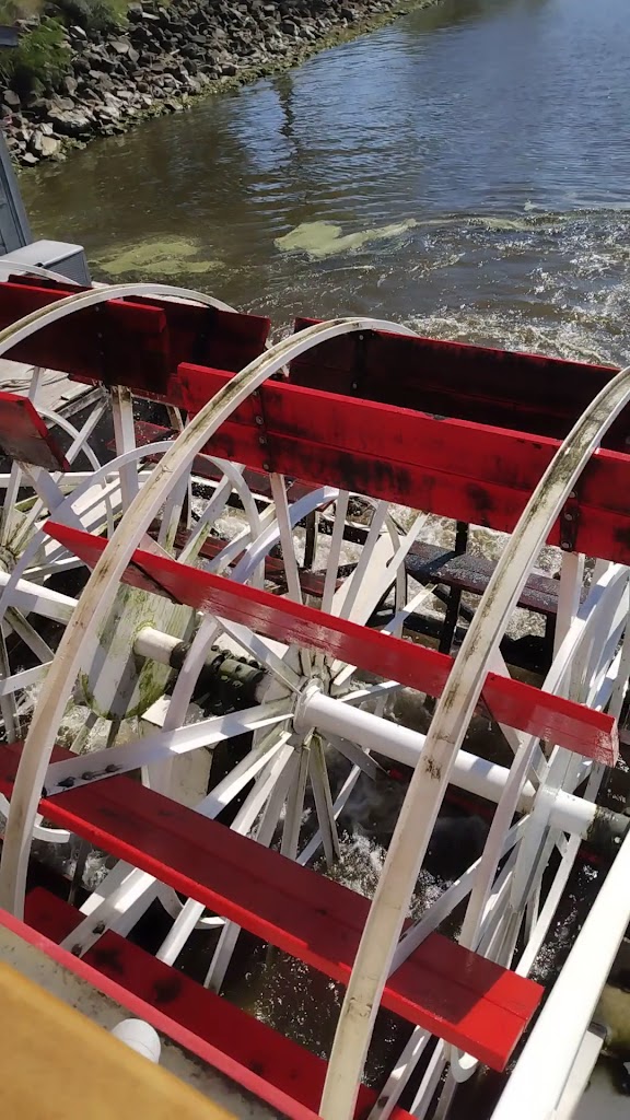  La Crosse Queen Cruises