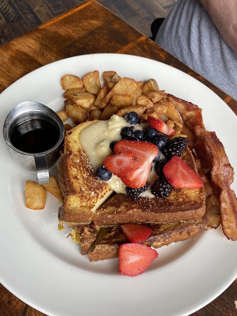  Café Hollander Hilldale