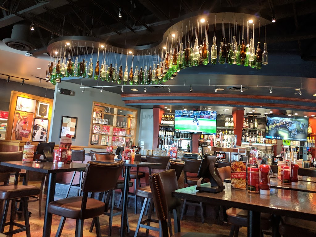  Red Robin Gourmet Burgers and Brews