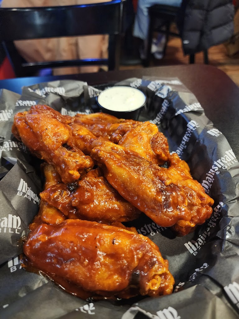  Mainstream Bar and Grill
