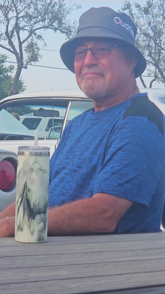  Chartroom Restaurant