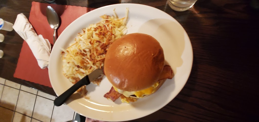  Blueberry Hilltop Cafe