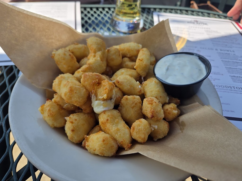  Fox River Brewery and Restaurant